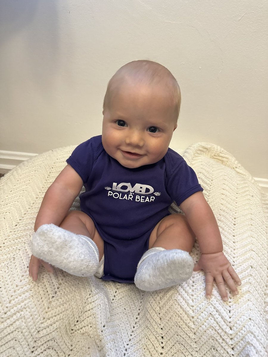 MrsLaneSMEK's tweet photo. Our little bear cub is finally big enough to show off his purple and white! Thank you so much @NYCSDsupt and @NorthernYorkSD. He’s already all smiles and ready to cheer on his polar bears this upcoming season! 💜🤍🐾

@SMEPolarBears https://t.co/krXmoJzs2k