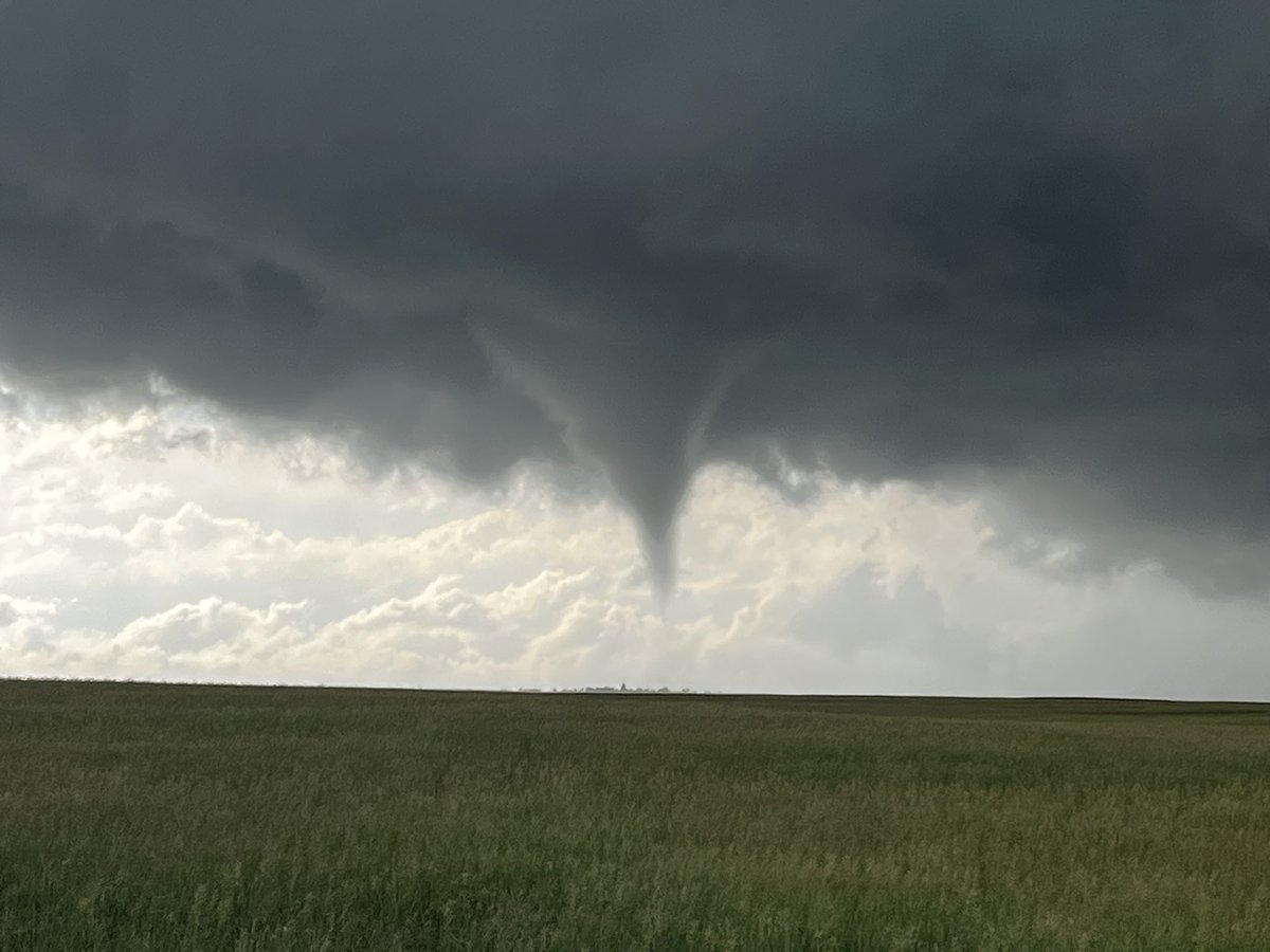 UofMchasers's tweet photo. What a day yesterday! 7, maybe 8 tornadoes witnessed from Chugwater, WY into Nebraska. #WYwx #NEwx #UMChase23 https://t.co/XWejs131Zm
