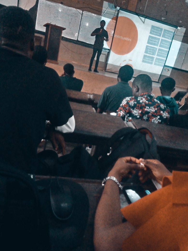 FUNAAB Tech event is still ongoing 
#FUNAABTechEvent 🚀❤️