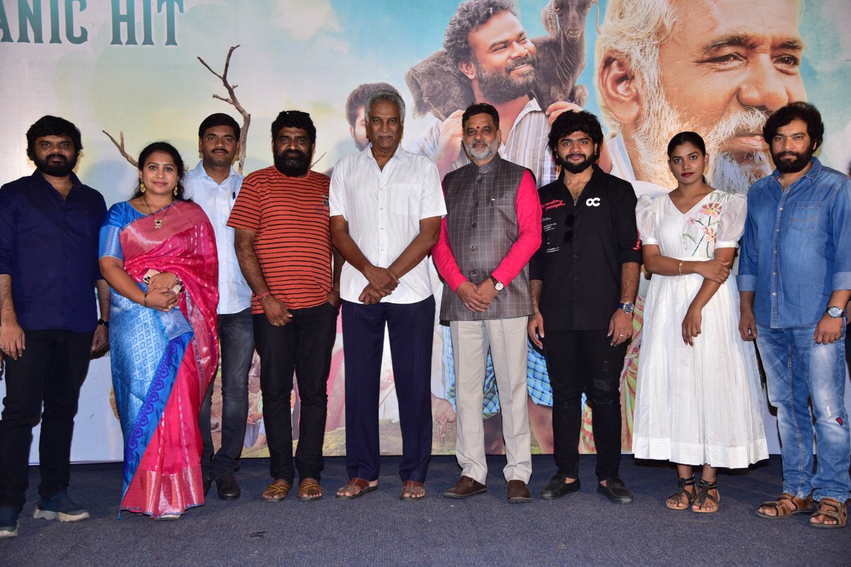 santoshamsuresh's tweet photo. #BheemadevarapallyBranchi movie Grand Success Celebrations pressmeet 

Music by @CharanArjunwave 

@rajcramesh1 #KeerthilathaGoud #CHRajaNarendra #SureshBkumar #BontalaNageswaraReddy @adityamusic @santoshamsuresh https://t.co/sH29W65I3P