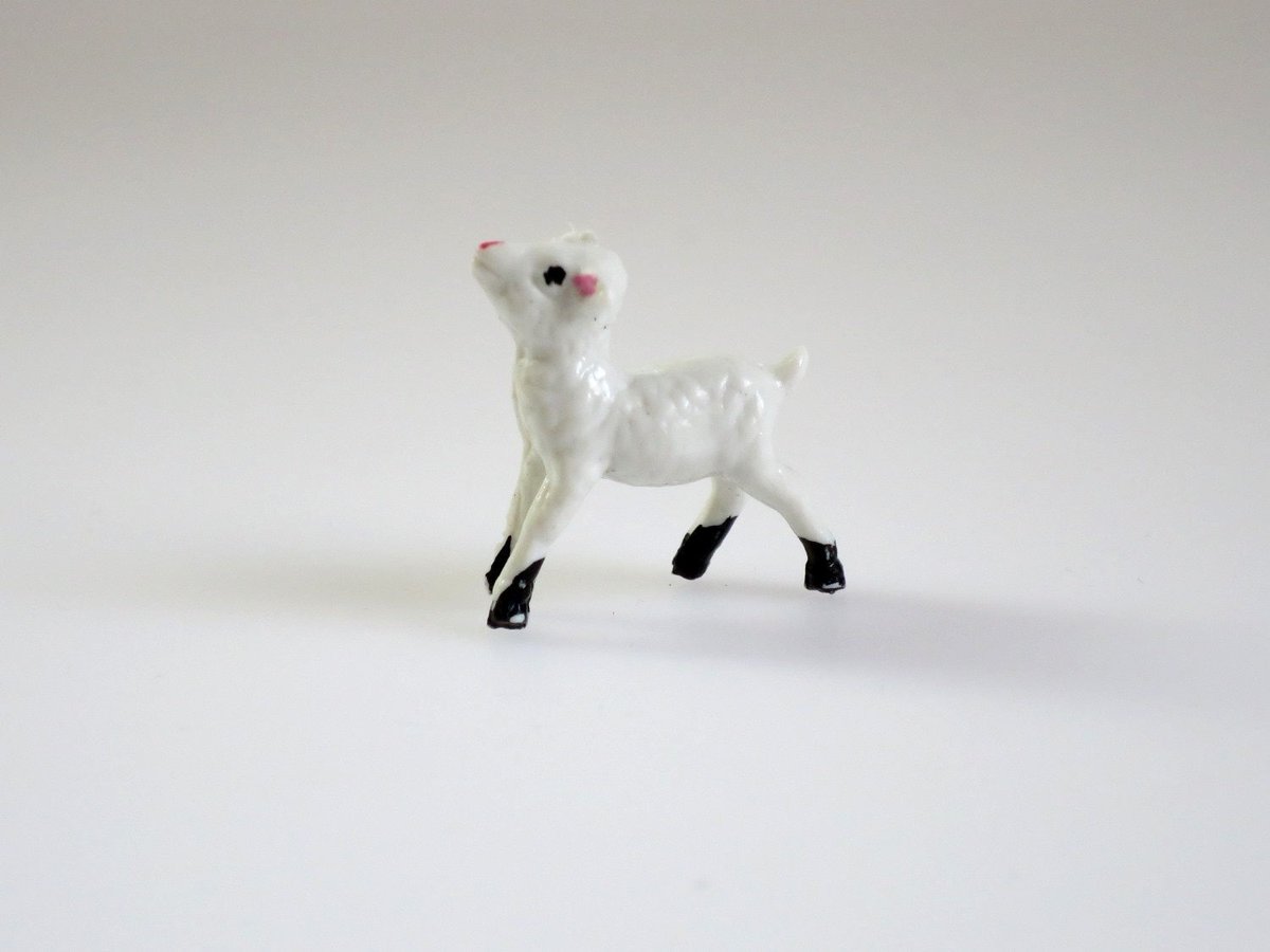 Miniature Lamb Figurine, Mini 1:12 Scale Sheep, Tiny Craft Figure, Easter Lamb Ewe tuppu.net/3687bacc #SwirlingO11 #SMILEtt23 #EtsyteamUnity #Vintage4Sale