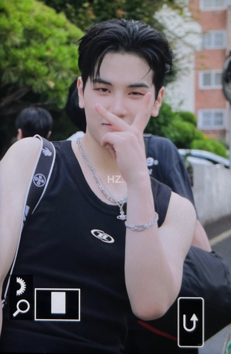 230624 프리뷰 #형진 #HYEONGJIN #디그니티 #DIGNITY 

 부산 진짜 즐겁다 🥹