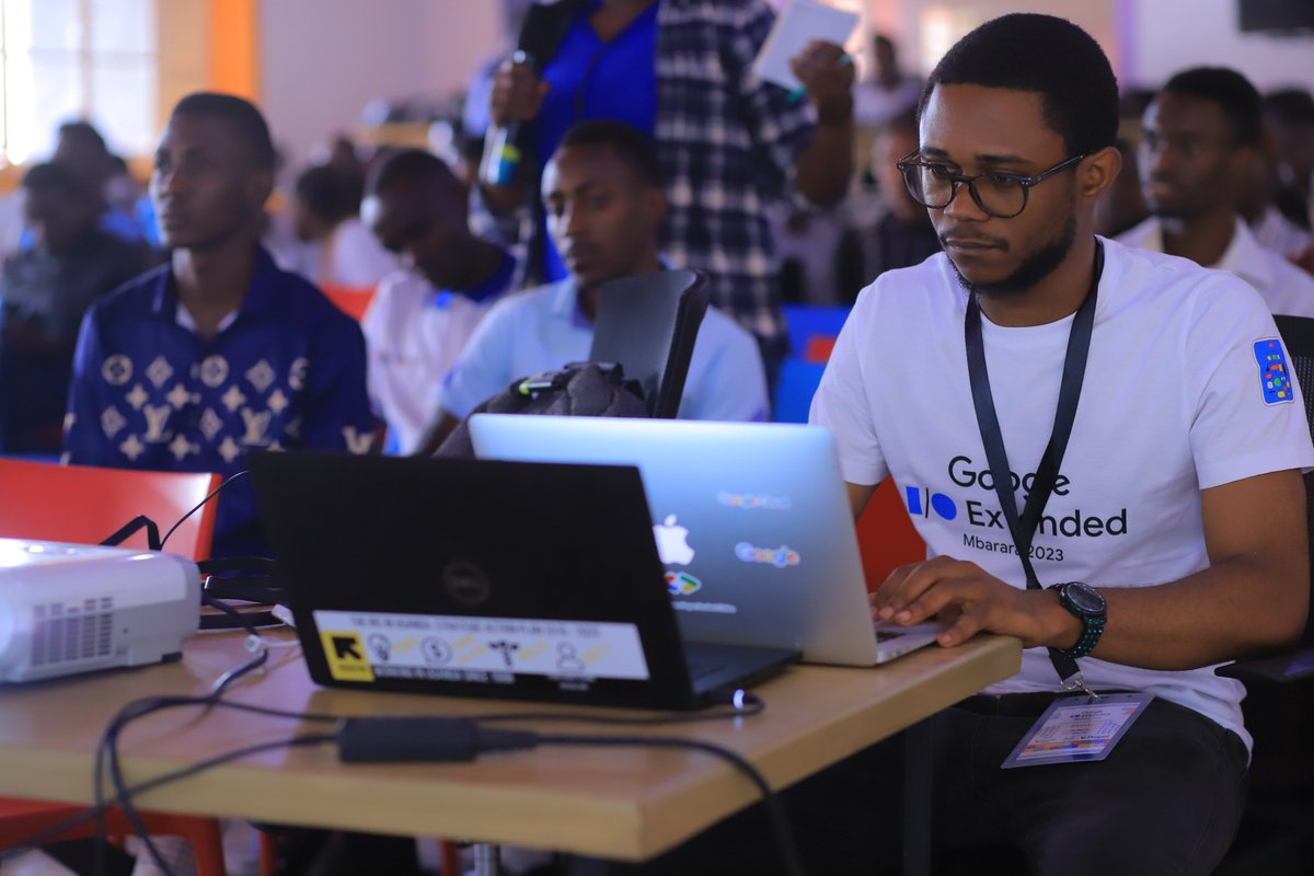 GDGCloudMbarara's tweet photo. Collins Mesue (@mesuecollins), the Lead for GDSC Kampala International University taking us through a hands-on session on "Building Beautiful Android Apps With Jetpack Compose and Material 3" at #IOExtendedMbarara23. https://t.co/oe3qhBJunQ