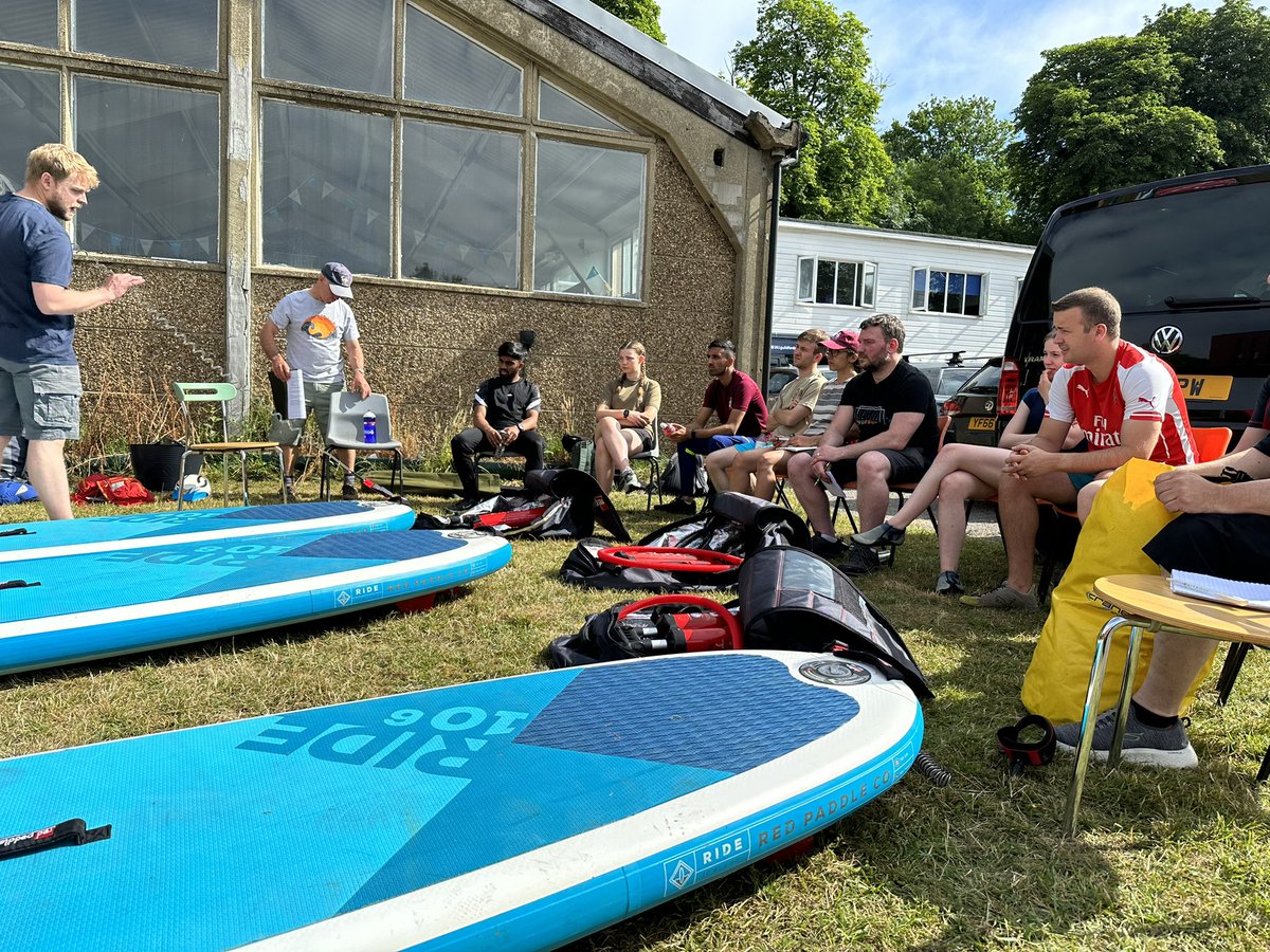 Brilliant first day of the Paddlesport Safety and Rescue Course. 11 instructors from 4 wings on their way to being paddlesport instructors. @surreyaircadets @LondonAirCadets @Kentaircadets @middlesexaircadets
