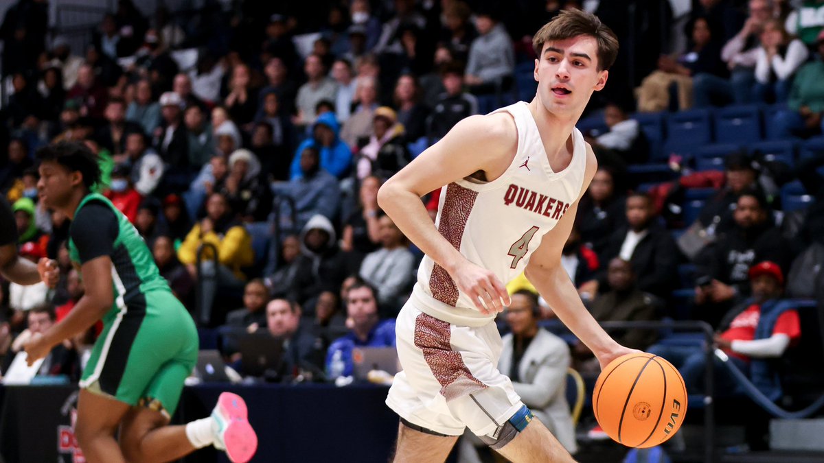 ‘24 @jake3williams was huge in @SidwellMBB’s W over SJC, dropping 24p on 7-12 FG (5-8 3P, 5-7 FT), including the tying 3P to send it to OT. The 6’4” SG moves w/ intel off the ball, has sound footwork, & stays w/in himself while playing w/in the flow. Knock-down from 3. #DCLive