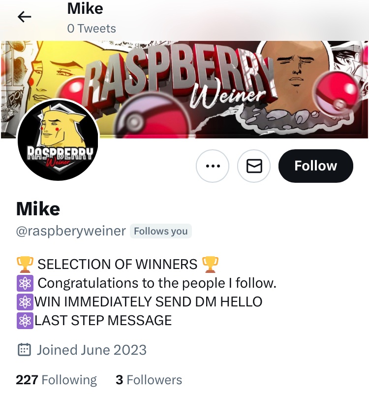 bluecharizardz1's tweet photo. This is a fake @RaspberryWeiner https://t.co/44WGIP5XcI