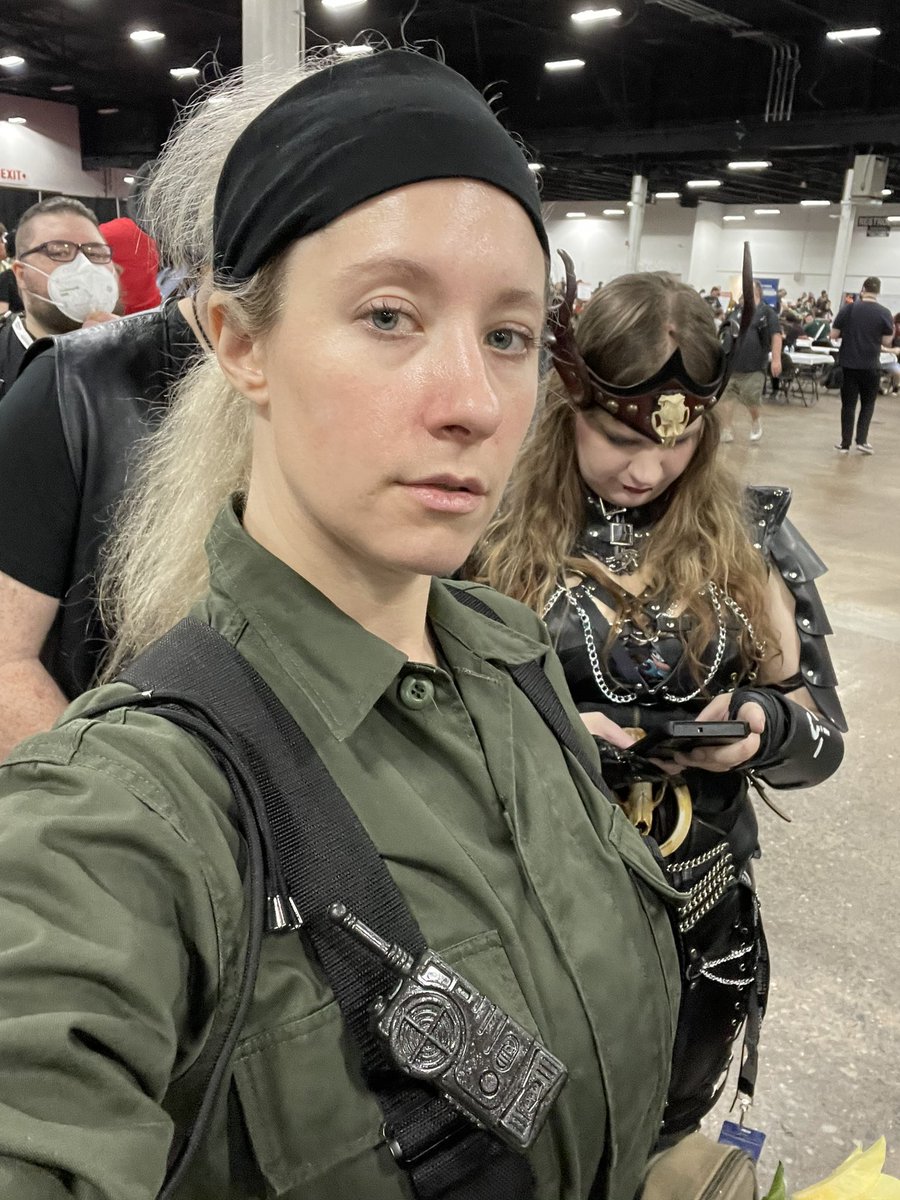IvyPlatinum's tweet photo. Cosplay Pro Wrestling is happening in an hour! Hall C at 2pm
I’m on line for meet &amp; greets for Quinton Flynn, Cam Clarke, and David Hayter. 
Then I am going to wrestle as The Boss from Metal Gear Solid 3. 
Dreams really do come true 🤩😆 #TooManyGames #MetalGearSolid #Cosplay https://t.co/nLdZAtC6MM