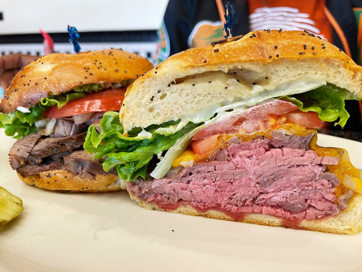 Our famous Top Round Roast Beef is a must try here at the shop! 

▪️Open to 3pm, Online Ordering, Call In, Carryout, Dine In
▪️UberEats, Doordash and Grubhub for Delivery 

#dc #districtofcolumbia #district #dceats #dcfood #dcfoodie #districteats  #dcsandwiches #sandwich