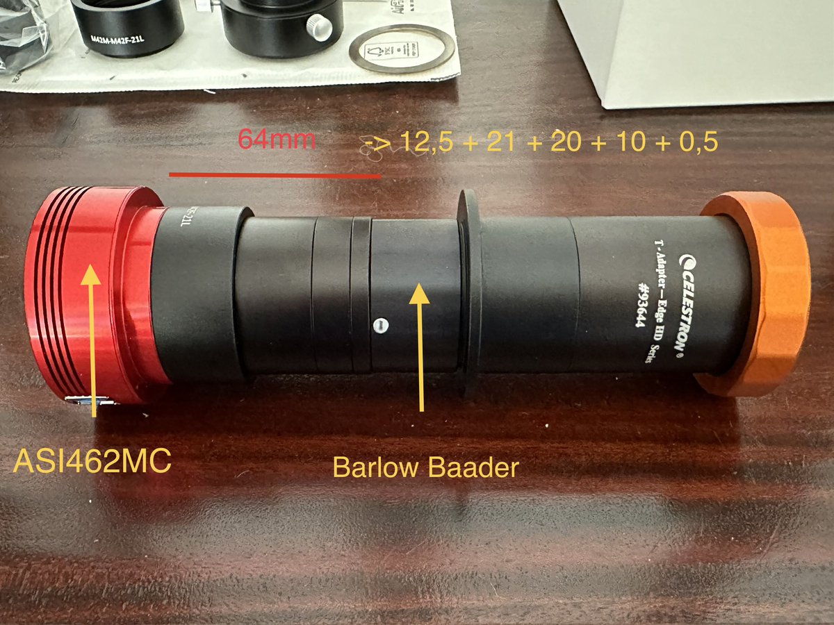 jdsoubeyran's tweet image. Train optique pour #collimation, avec une barlow x2 Baader vip ds l’adaptateur PierroAstro … normalement c’est bon… 
Maintenant, vais-je avoir le courage de débuter une collimation a 23h40 ? 🤔…