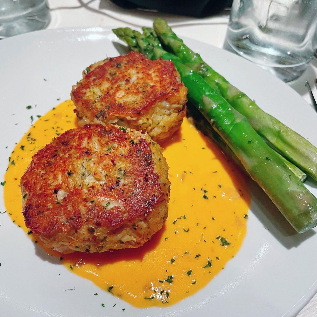 Get ready for this starter to CRAB the spotlight with each delightful bite! 🦀🎉

Brace yourself for a claw-some dining experience you won't forget!

#AventineLaJolla

📸 @biteswelike
📍@flemings