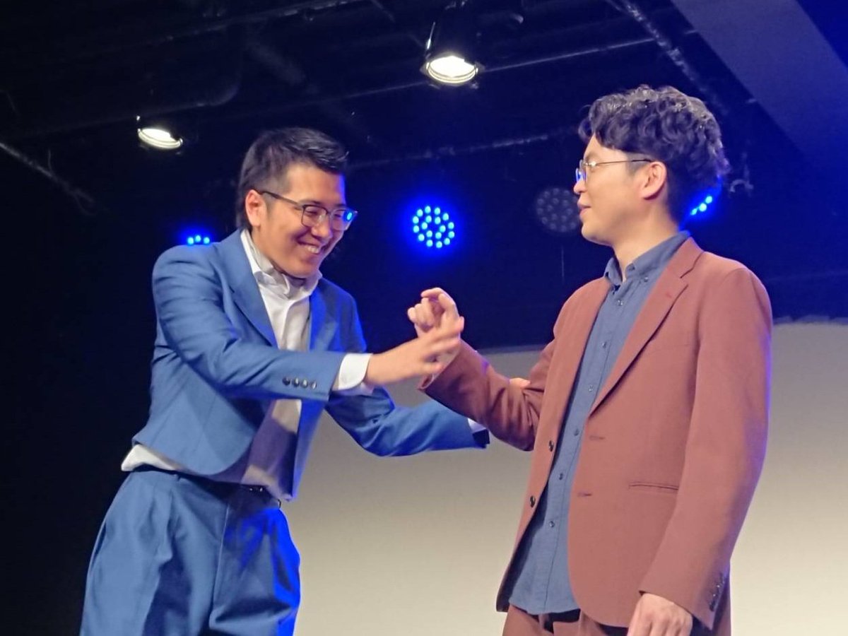 1QGXwuv7VYv3h6p's tweet photo. 道頓堀ZAZAで
『ネタ姿6本衆』と『60ミニッツ・からっと』の２公演２時間ヤーレンズを堪能して来ました。全部面白かったけど特にCR松居一代がサイコーすぎて
その台あったら私も打ちたいと思いました😁

#OMAE
#ヤーレンズ https://t.co/tTOfQXSoH6