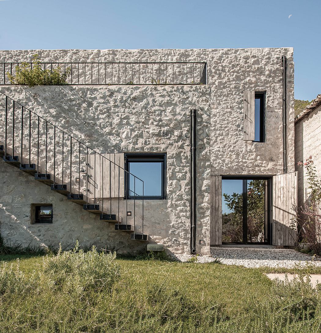 Peloponnese Rural House by Architectural Studio Ivana Lukovic

homeadore.com/2022/01/25/pel…