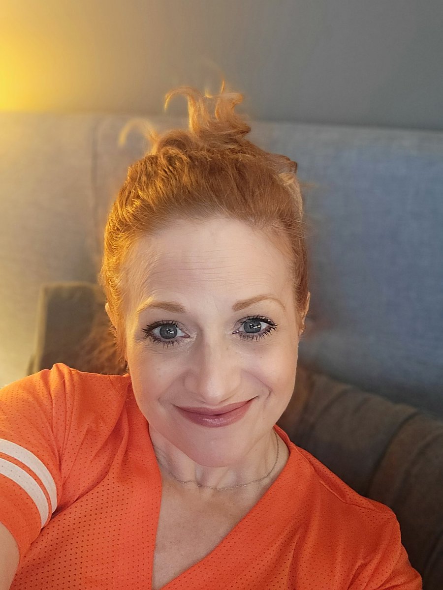 6millionwoman's tweet image. How do you know you need to adjust your hair? It looks like it&apos;s on fire? #redheadproblems
#oriolesmagic
#letsgoOs