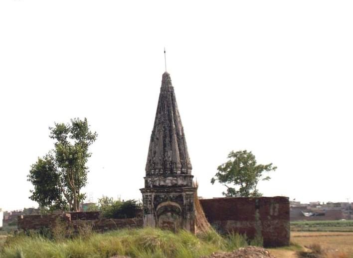 Old Temple
Zafarwal Dist. Narowal
#LetsExploreHistory #AzharAslam #DiscoverPakistan #DiscoverHistory