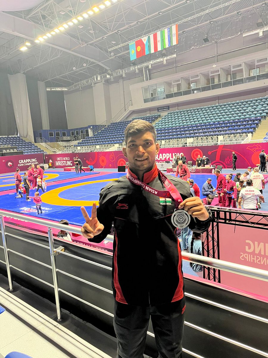 ShivKPanchal2's tweet photo. Today again in Senior weights INDIAN Players make history First time Mr. Radheshyam Yadav ( Indian Army) got Silver Medal in Asian Grappling Championships 2023, Astana, KAZAKHSTAN (21-24 june). https://t.co/SJbQplKvOH
