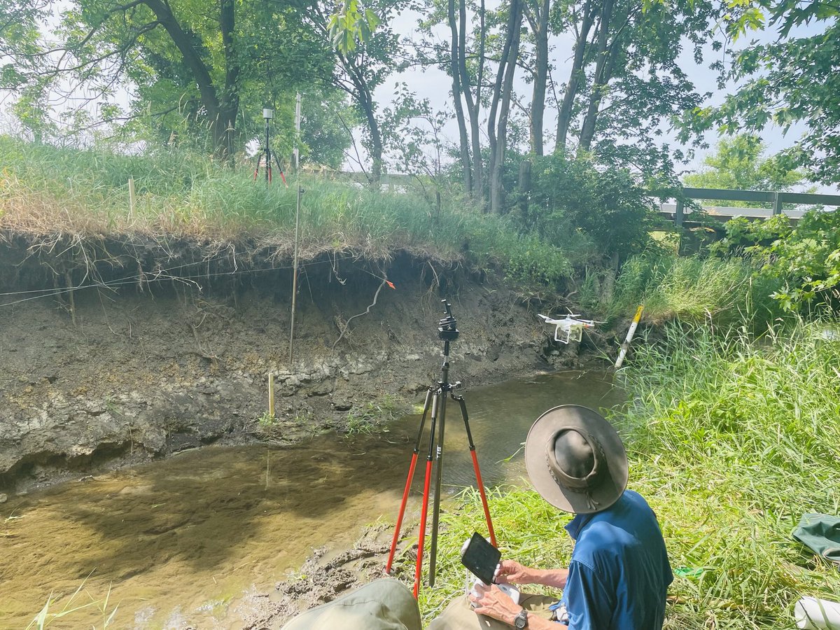 Niranga_Wick's tweet photo. Got a chance to be out in the field measuring #streambank #erosion. I am excited to explore new pathways!! #LiDAR #iphone #LiDAR #aerialimaging https://t.co/eZcuZJdJFc