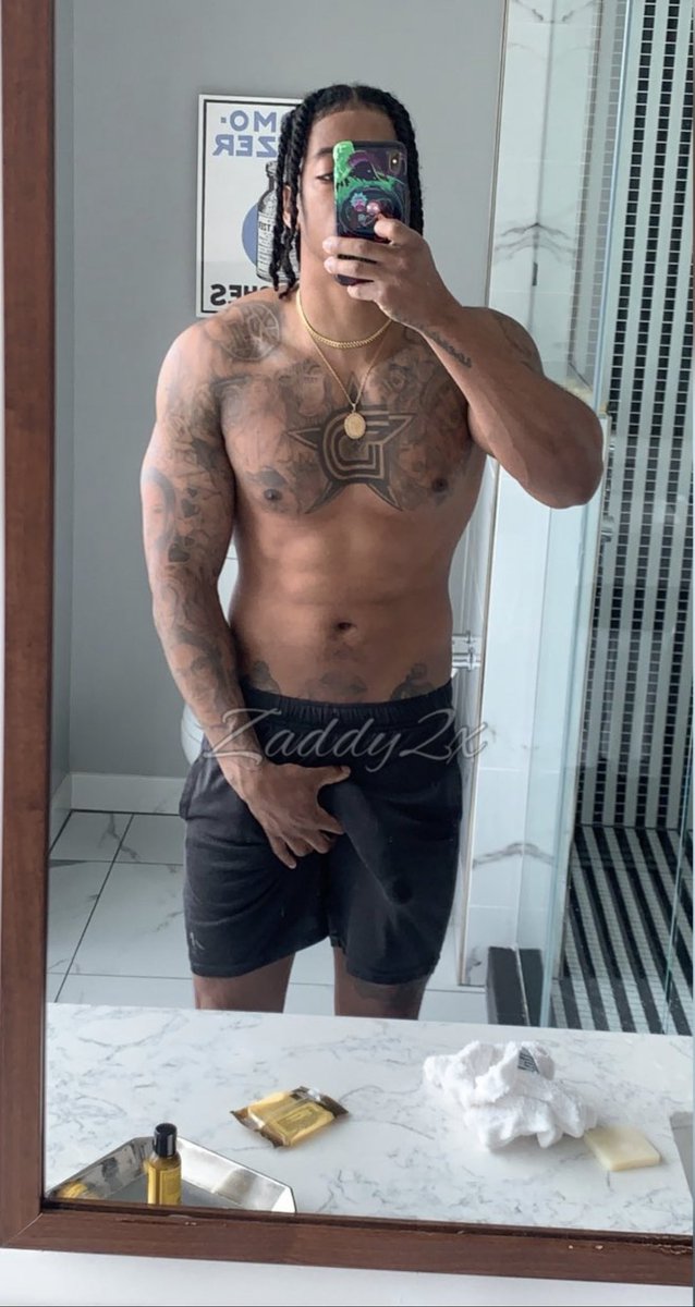 Christopher Ray on Twitter: "RT @zaddy2x2: My page is FREE rn for the