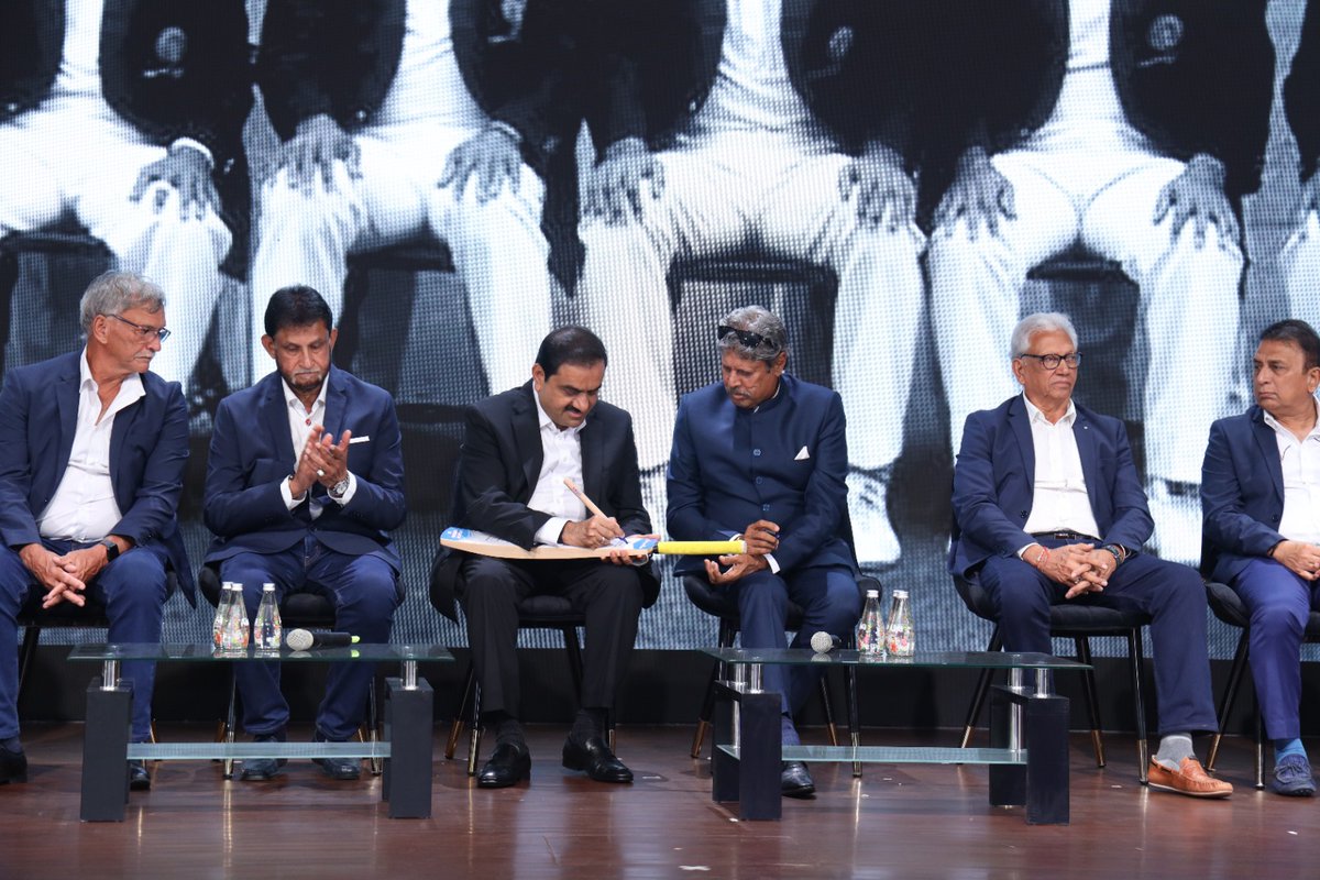 Prateekvrm_72's tweet photo. Adani group  congratulates  the current Indian cricket team for the upcoming World Cup by  joining hands with the winning member of  1983 cricket team , we will again rise up #JeetengeHum https://t.co/eaLAOL2JUg