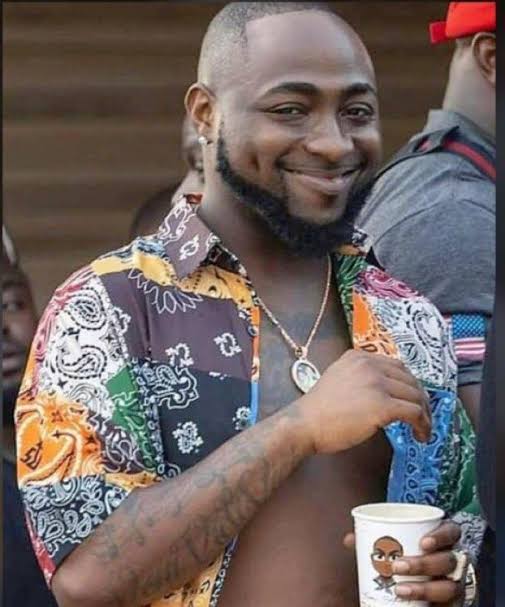 Just look at you, other life and economical threatening things like Putin, Moscow, Russia, Rebellion, Wagner, Prigozhin are threading but you say na Banky W Cheating on Adesua gistlovers thread na e interest you 🤣 just look at you