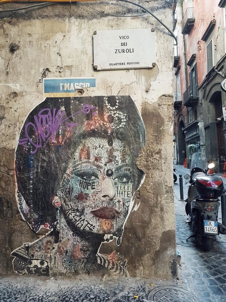 streets of naples, italy >>