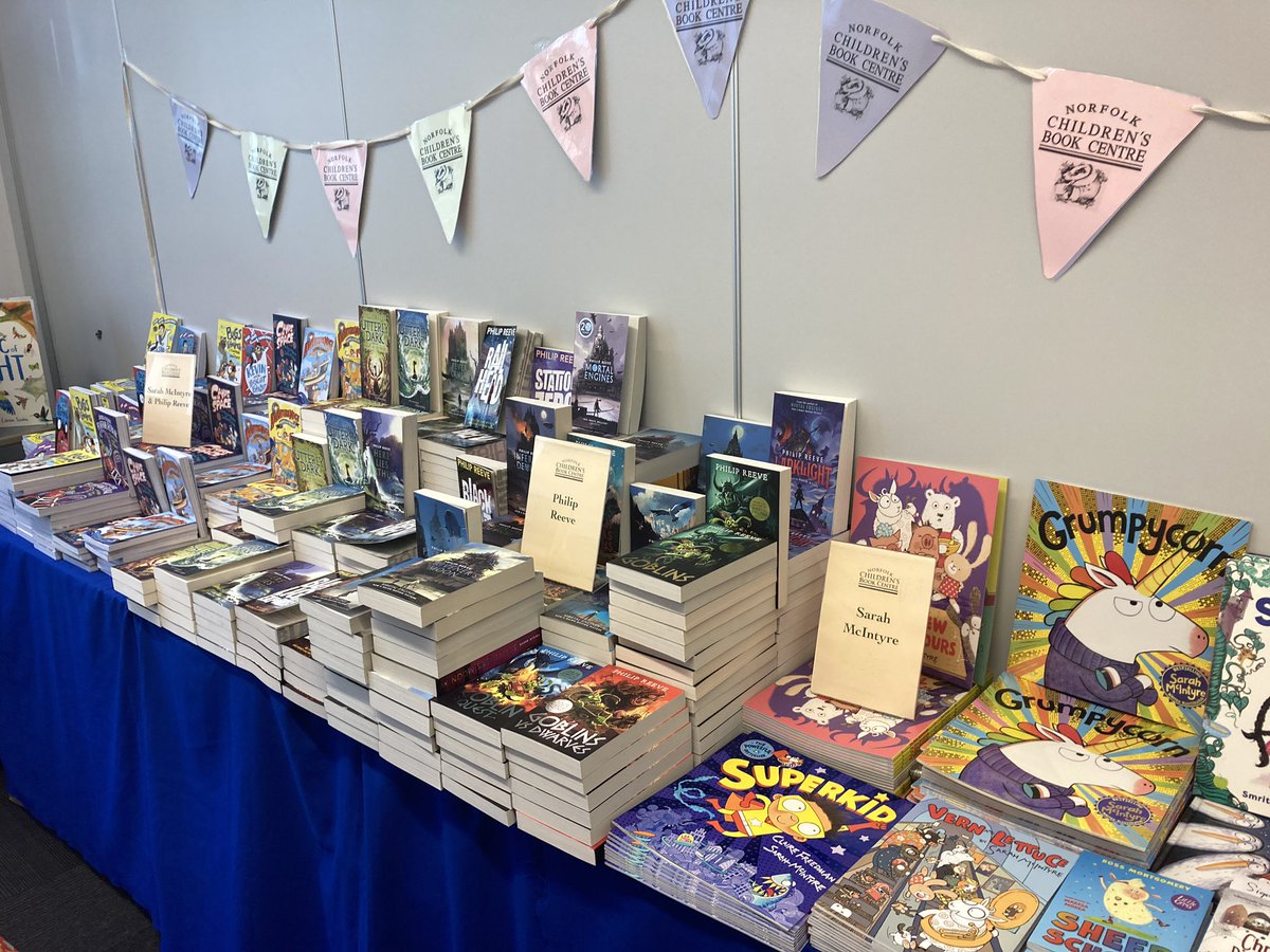 Some Exeter Uni views from the #UKLA23 conference. Lovely to see everyone, many thanks to the hard-working organisers! <a href="/The_UKLA/">UKLA</a>