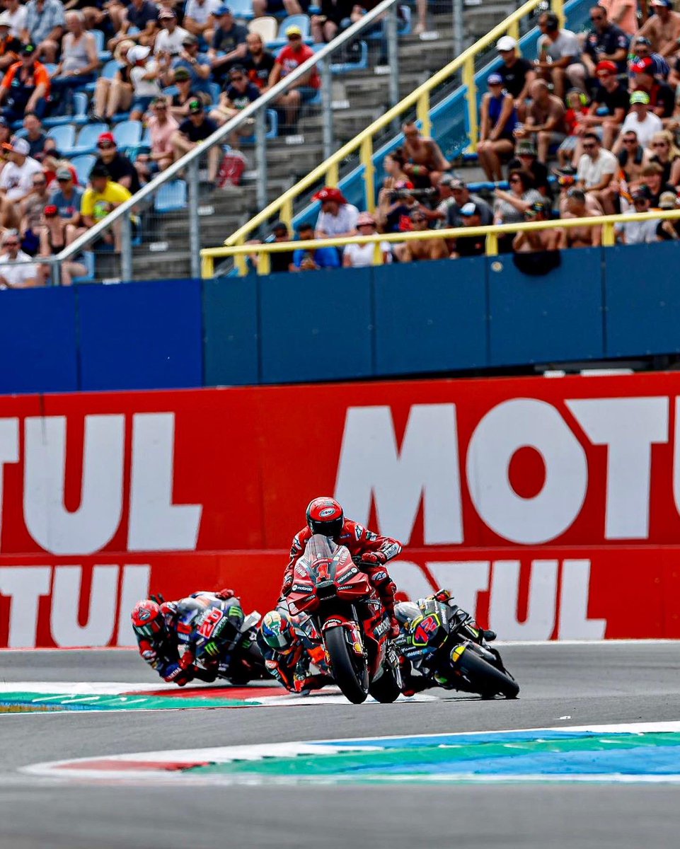 #DutchGP 

QP: P2 (1’31”533) +0.061
Sprint: P2 

Real live rock today 🎸🤟🏻 

#Go1Free