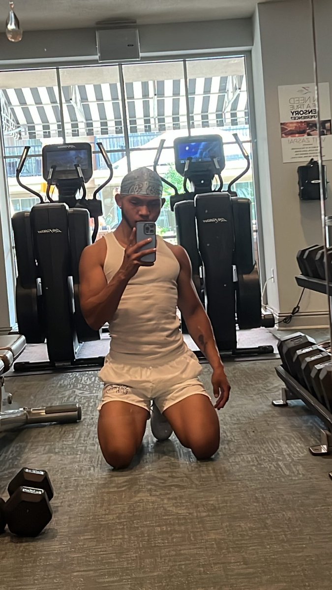 DORIS FLORIS 😃 on Twitter "RT strawberrryboy 💋"