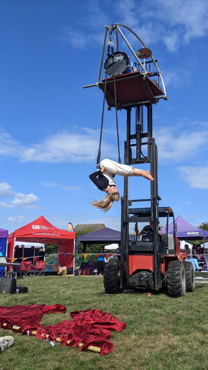 Claudia West tweet media