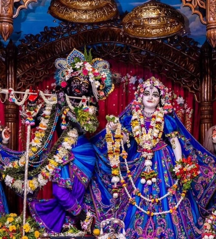 11:11 - May Shree Radha Krishna always bless everyone 🙏 🕉

Govind night 💗✨

HARE RAMA HARE KRISHNA 🌺🍃