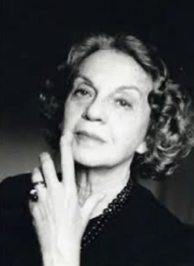 “Num deserto sem água
Numa noite sem lua
Num país sem nome
Ou numa terra nua
Por maior que seja o desespero
Nenhuma ausência é mais funda do que a tua”.
Sophia de Mello Breyner Andresen, poetisa portuguesa.