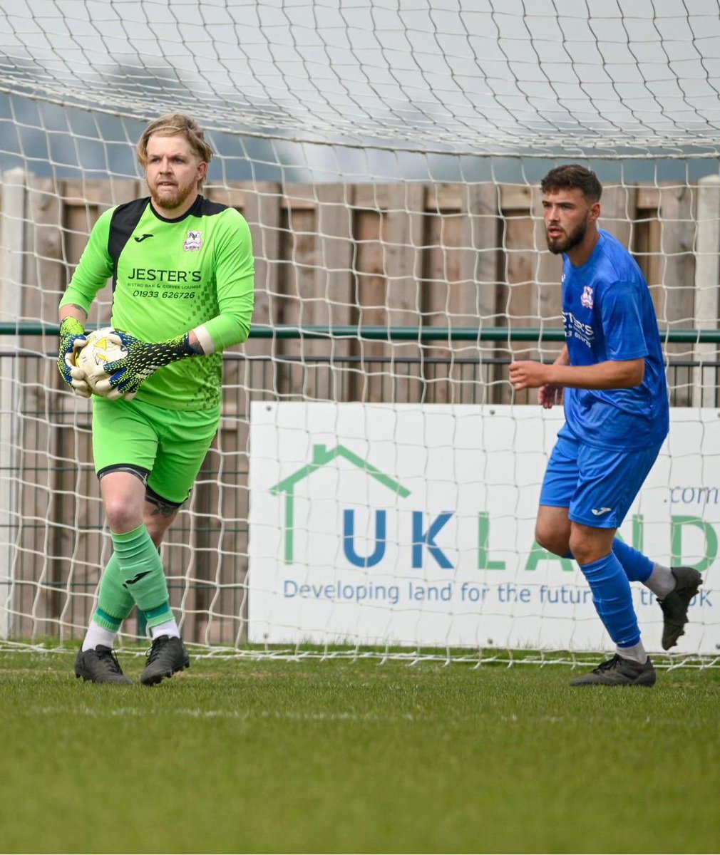 🚨 Player Retained ✍️

We are glad to announce that Kurtis Randall is staying with us the new season.

Kurt has been one of our best players towards the end of the season, with a worldie goal against whitworths and becoming a key player in the side.