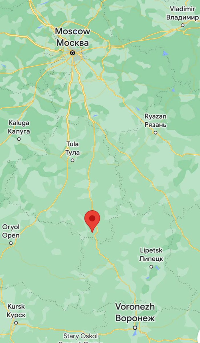 twarcorrespond's tweet photo. 🇷🇺 #BREAKING: #WagnerGroup  is moving through #Babarynko and is about to pass #Yefremov in #Tula  oblast, about 4 hours from #Moscow. 

#UkraineWarNews #Russia #RussianCivilWar #Prigozhin #PutinPrigozhinWar @mod_russia @KremlinRussia @KremlinRussia_E @POTUS @DeptofDefense https://t.co/CYCSP0lmKk