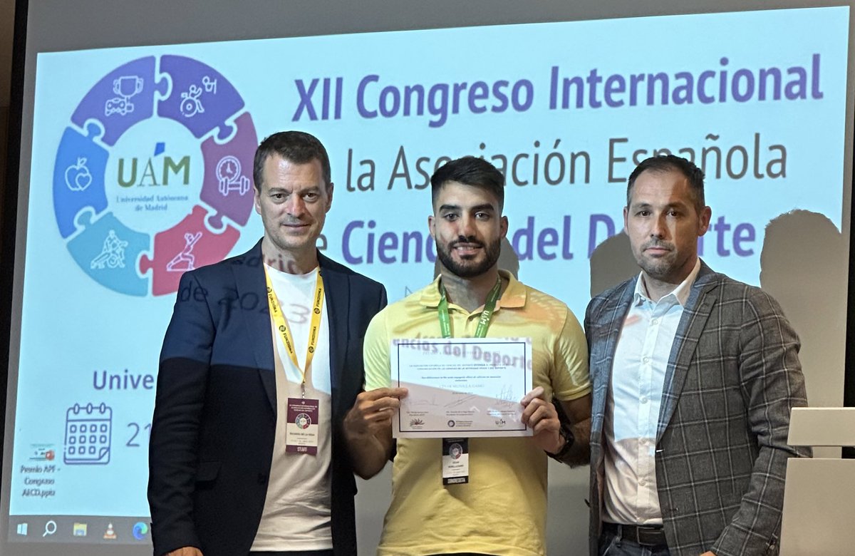 Cesar Munilla (@cesarmuni98) on Twitter photo Primer Congreso de mi carrera como investigador pre-doctoral celebrado en <a href="/aecdeporte/">Asociación Española de Ciencias del Deporte</a> <a href="/UAM_Madrid/">UAM Autónoma Madrid</a>
Muy contento en lo personal por conseguir uno de los premios a mejor póster pero sobre todo en lo grupal por poder compartir estas experiencias con mis compañer@s de <a href="/GRIGEDE1/">GRIGEDE</a> Primer Congreso de mi carrera como investigador pre-doctoral celebrado en <a href="/aecdeporte/">Asociación Española de Ciencias del Deporte</a> <a href="/UAM_Madrid/">UAM Autónoma Madrid</a>
Muy contento en lo personal por conseguir uno de los premios a mejor póster pero sobre todo en lo grupal por poder compartir estas experiencias con mis compañer@s de <a href="/GRIGEDE1/">GRIGEDE</a>