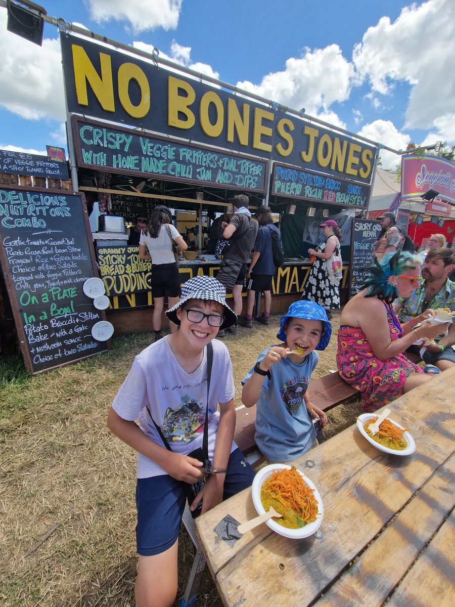 TonesZoe's tweet photo. @GlastoFestFeed My kids love No Bones Jones between West Holts and the big red bus. https://t.co/QhzvBgzWni