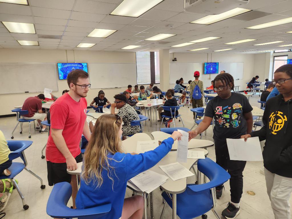 UofMemphisEngr's tweet photo. This week Dr. Stephanie Ivey, associate dean for Research/Civil Engineering professors and the students STEM Ambassadors, hosted a robotics camp! High schoolers and middles schoolers came from all over the county for this experience. https://t.co/ryFYNWmfHp