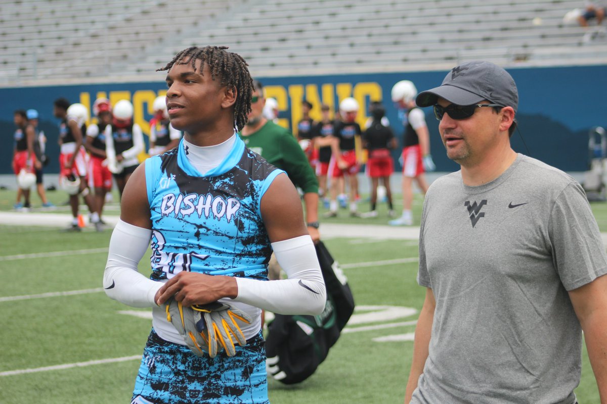 Go inside the action from #WVU's second 7on7 and Big Man Camp of the summer with our photo gallery FREE link: 247sports.com/college/west-v…