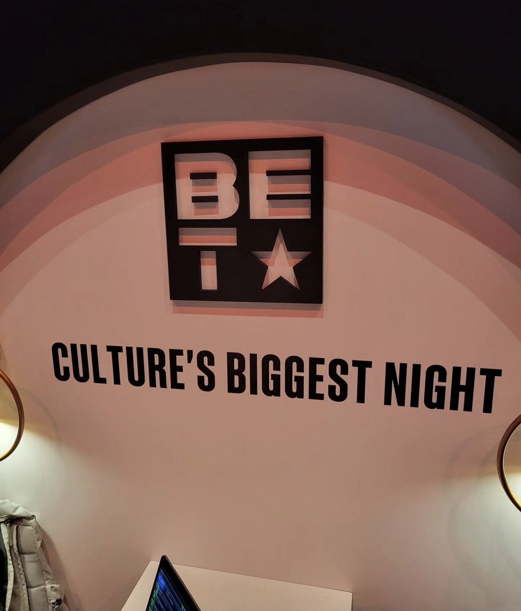 102 JAMZ tweet media