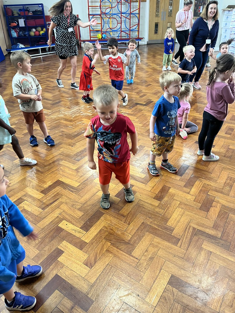 What a week!! Extra sports clubs, fitness fun day, a sponsored workout 💪and a visit from a professional female footballer ⚽️ Thanks <a href="/bexrayner07/">Bex Rayner ⚽️</a> for visiting us yesterday 🙌 #BGSport #BGExtra