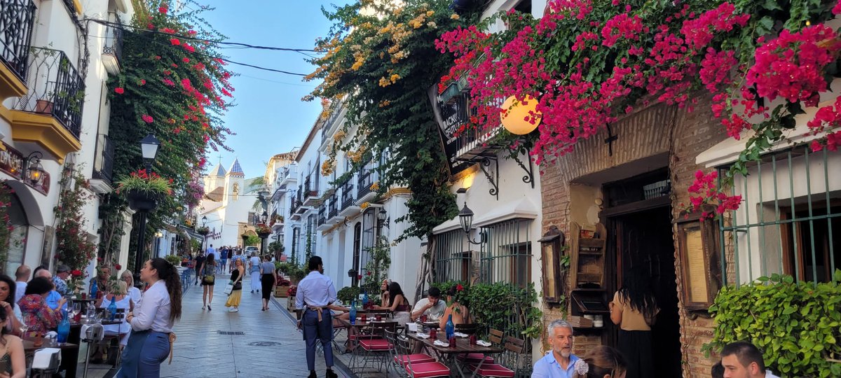Marbella's old town has charm in abundance - you are very hard pressed to beat the array of lifestyles that Marbella can offer. #marbella #marbellalife #CostaDelSol #malaga #orangesquare #charterlife #solvida365