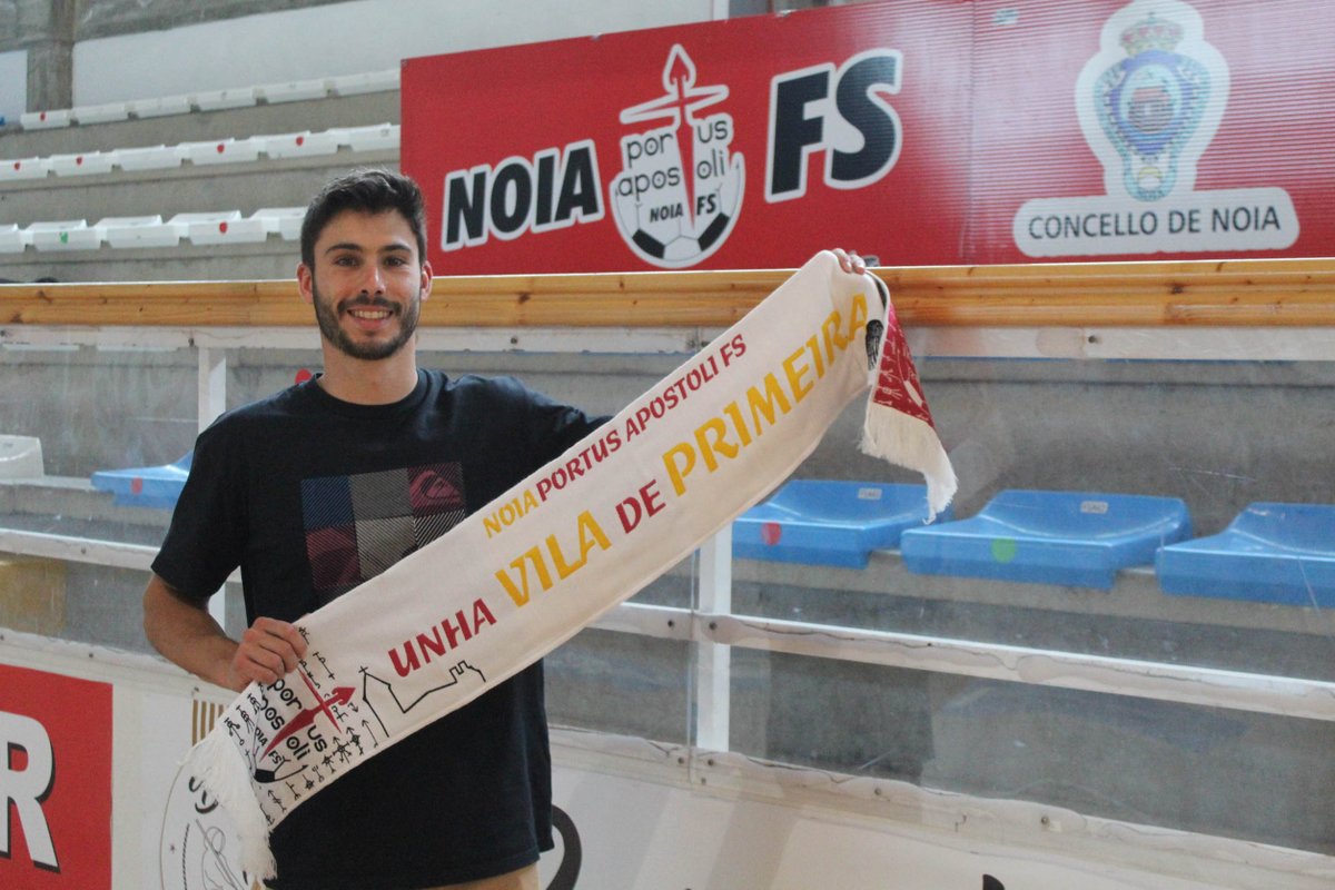 Noia Portus Apostoli FS (@noiafutbolsala) on Twitter photo 🙋♂️ ¡El capitán no se iba a quedar sin hablar tras anunciarse su renovación!
🗣️ <a href="/llucpa5/">Lluc Parera</a>: ❝Lo digo año tras año, estoy muy contento y a gusto y cada año que pasa me siento más en casa❞
📽️➡️ youtu.be/fkbzg9B1vLs
#Lluc2024 🤍❤️ #LLVC 🙋♂️ ¡El capitán no se iba a quedar sin hablar tras anunciarse su renovación!
🗣️ <a href="/llucpa5/">Lluc Parera</a>: ❝Lo digo año tras año, estoy muy contento y a gusto y cada año que pasa me siento más en casa❞
📽️➡️ youtu.be/fkbzg9B1vLs
#Lluc2024 🤍❤️ #LLVC