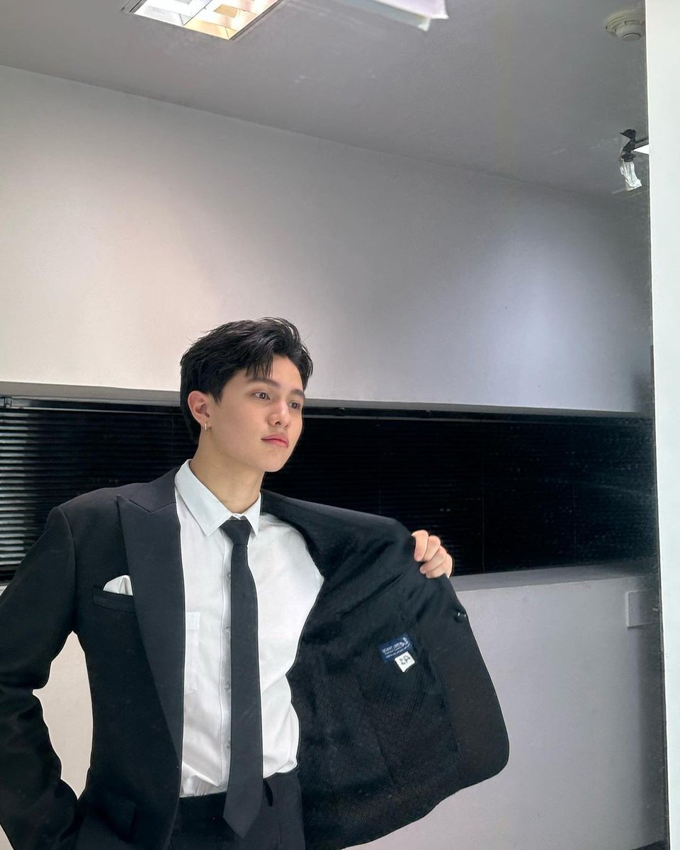 ALLwilliamjkp's tweet photo. #updatewilliam
[20230624]

Instagram - williamjkp 🐺

https://t.co/reNClWy28r

#williamjkp @Williamjkp1 
#LYKN https://t.co/o8T6MfJ5tL