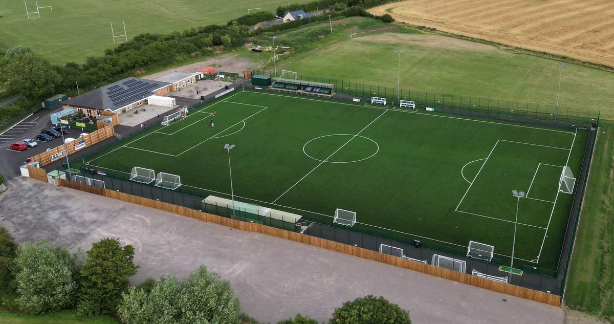 afc_smiths's tweet photo. NEXT WEEK

Training - Monday 26th  &amp; Wednesday 28th

7-9pm both days. 

Up at our new home - Kayte Lane, Bishop's Cleeve! 

We've got 2 teams this season. So new players are welcome to come along and check us out! 

#UpTheBaros 🔵⚫ https://t.co/uglckEc9re