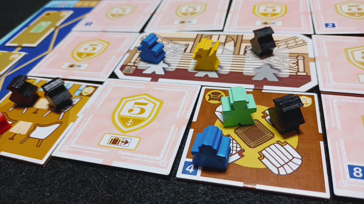 #カムセイルアウェイ ソロ

今回はトランク進んだけど不満客も大量に出たし、大階段にも客多いし、だけど正方形タイルは全部返せて、

プラスもあればマイナスもありで差し引きややプラスの62vp！期待のクルー！

短い時間だけど遊んだ感つよい。ソロでも楽しい中量級🚢