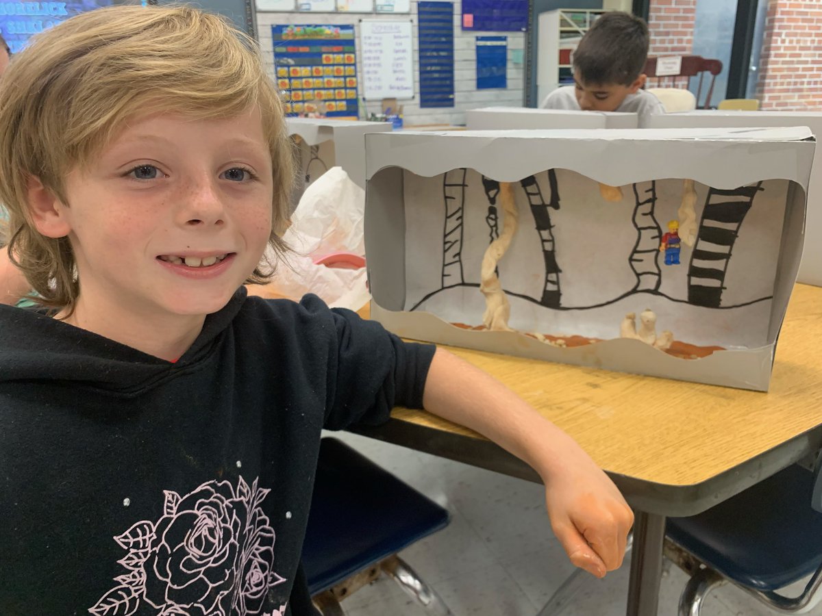 WBESbears's tweet photo. Our fun Friday project to finish a week full of reading about caves and visiting The Lost Sea on Tuesday! #SummerLearningCamp @ORSchools @FriendsofORS @WBrookPTO https://t.co/6NZl2gKWFy