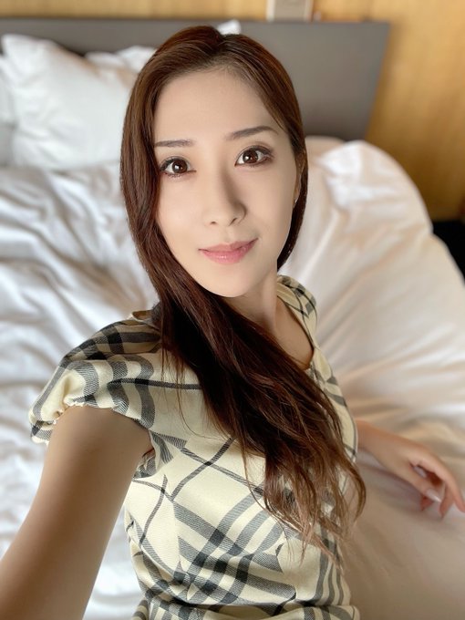 今日は撮影会一日目でした🎶  私服が思いのほかご好評をいただきまして、びっくりです✨️  明日もよろしくお願いいたします😆 https://t.co/IKeCppX5Kf<a href="/tag/leatherfashion"class="tags"><span>#leatherfashion</span></a>