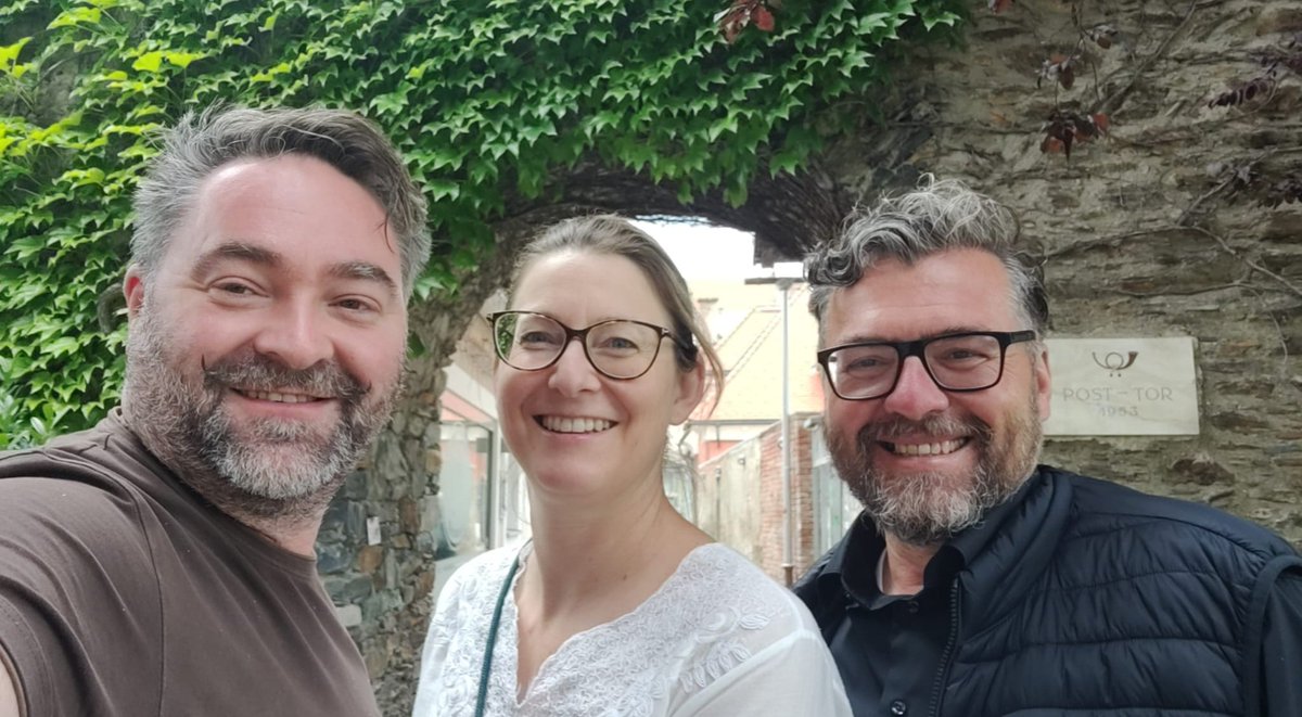 karntna_bua's tweet photo. simply from left to right... @hofrat @feiaconny and me... thnx for your visit in #stveit... https://t.co/toNNnfadC6