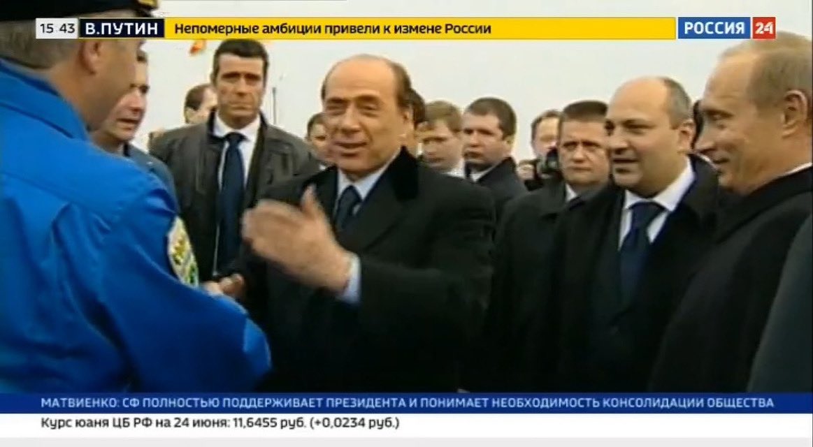 La tv di stato russa Rossiya 24 manda in onda un documentario su Berlusconi durante il tentativo di colpo di stato della PMC Gruppo Wagner (6/2023, via Francis Scarr)