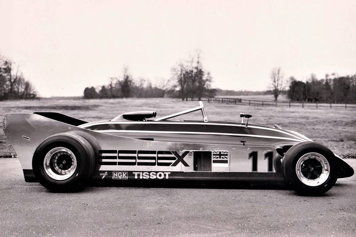 diegodurruty's tweet photo. 🏁 #Lotus88: el revolucionario Fórmula 1 prohibido de Colin Chapman. Su historia con un click aquí 👉 https://t.co/npjhMCWRWJ https://t.co/xkhgKHBSth