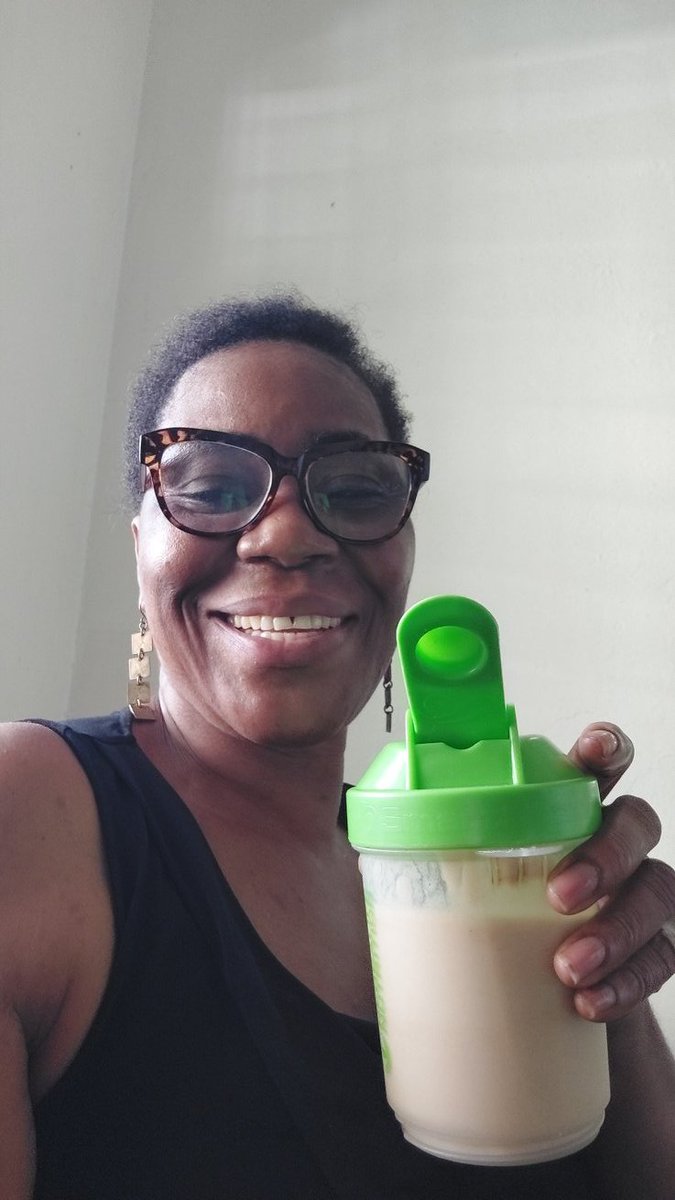 GCerue's tweet photo. Started my healthy lifestyle journey weighing 254lbs October 2021 and now I am weighing 205lbs, increased water level,  reduced total body fat from 56% to 38%, reduced visceral fat from 15% to 10.5%, sleep well and have lots of energy. Inbox me for free consultation https://t.co/BvVTwtfib4