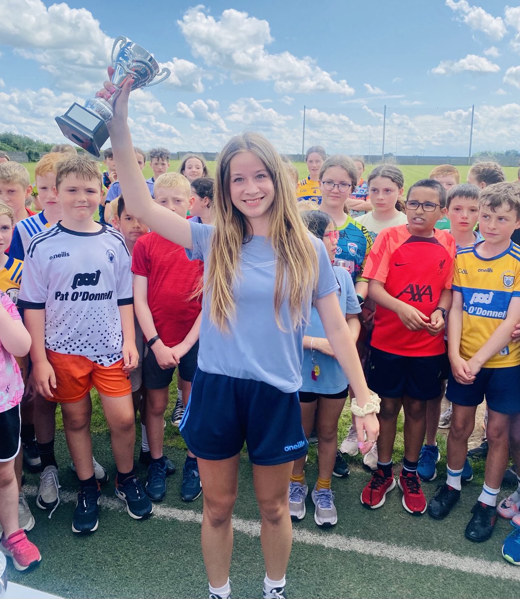egall55's tweet photo. Congratulations to this year’s 100m Sprint &amp; 1500m winners- well done girls and boys ⁦@ns_quin⁩ 👏🏻🙌🏻 https://t.co/uFoz2ImwZN